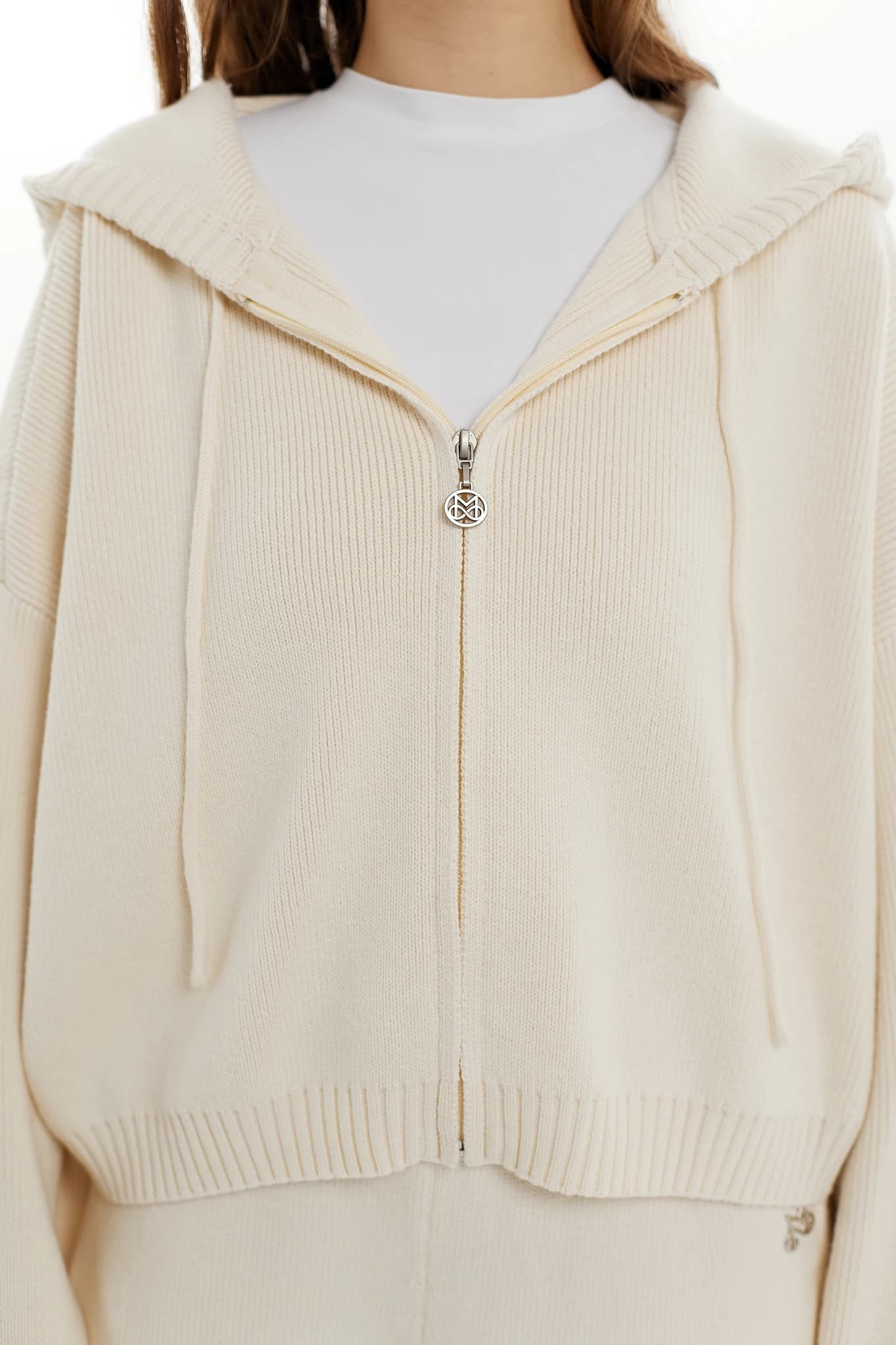 Hoodie Knit Cream 4