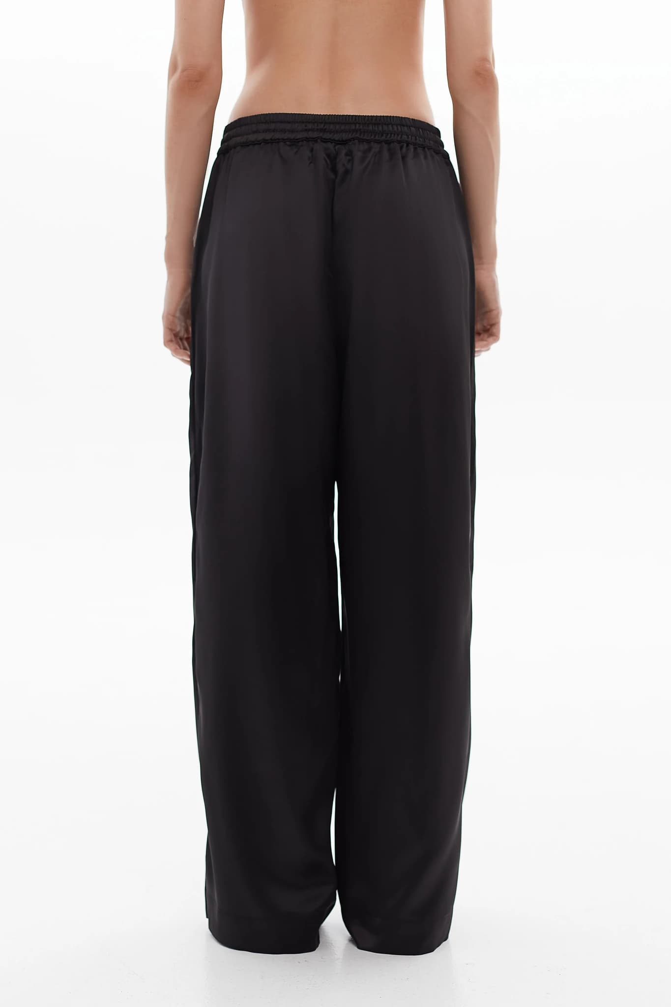 Trousers Still Black 4
