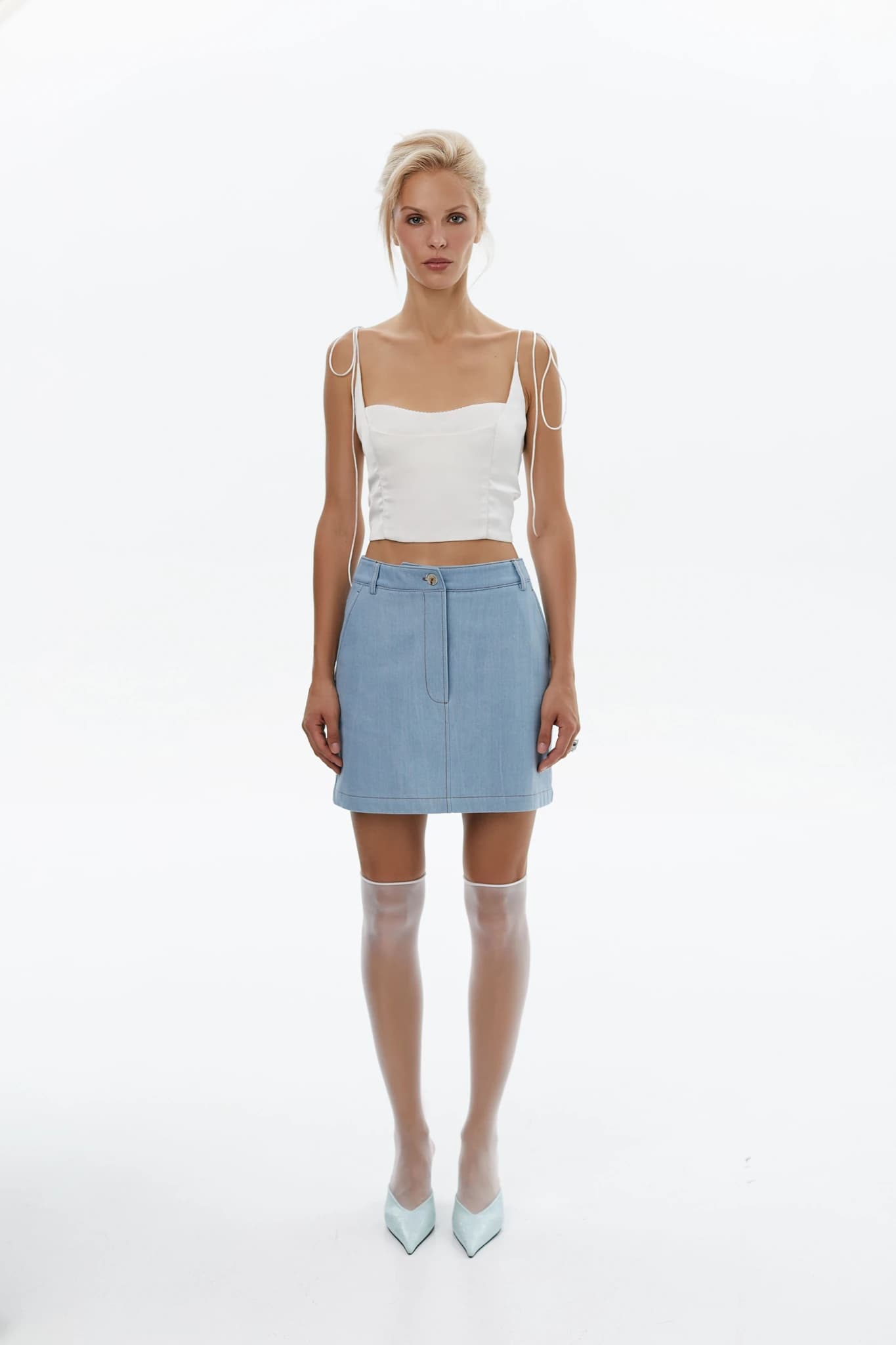 Top Still White