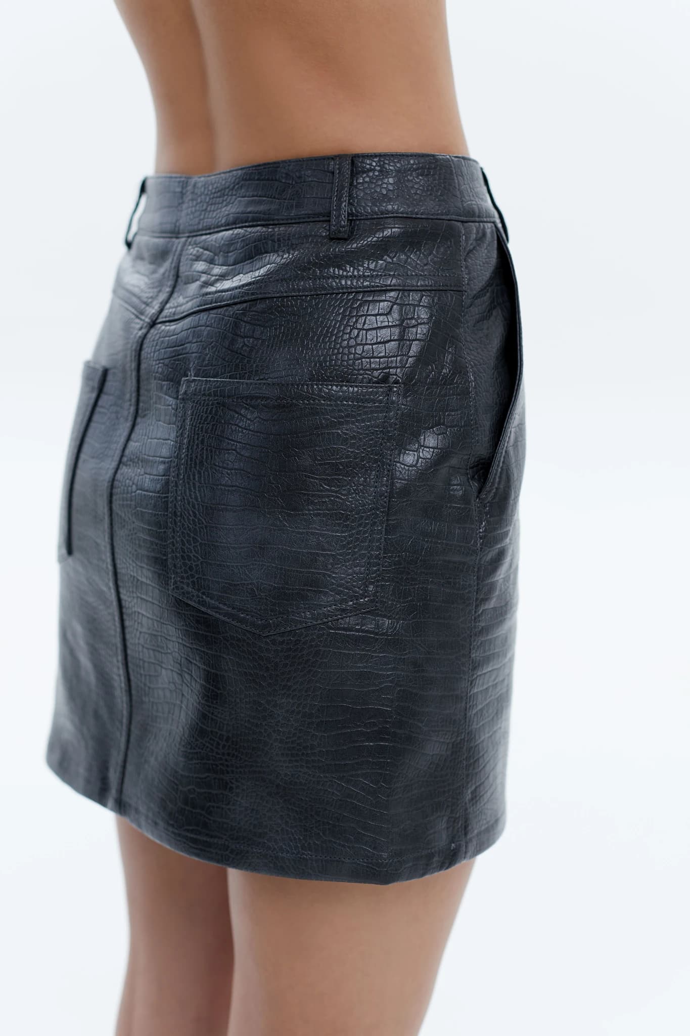 Skirt Tempered Metallic Graphite 5