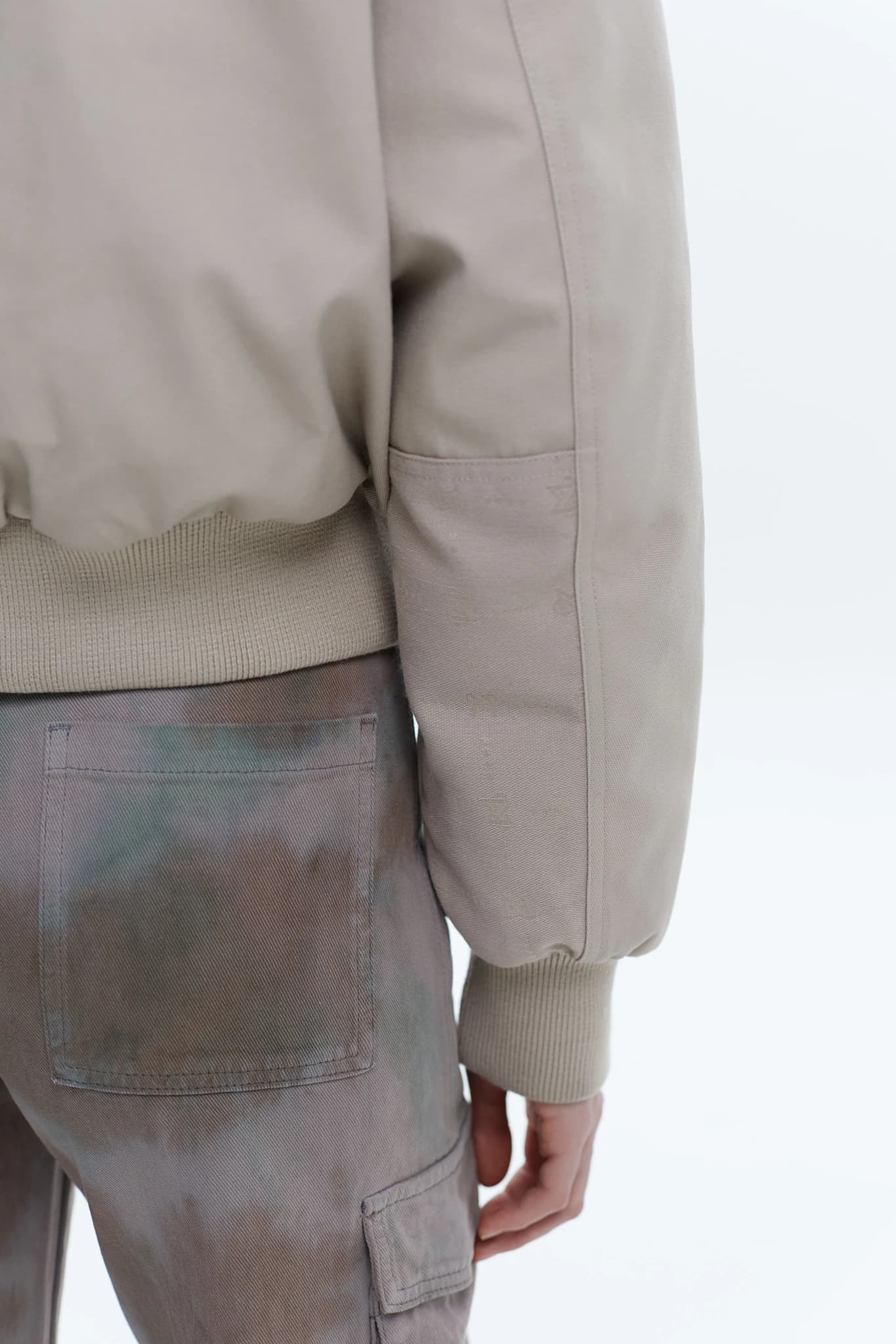 Bomber Fur Sand 6