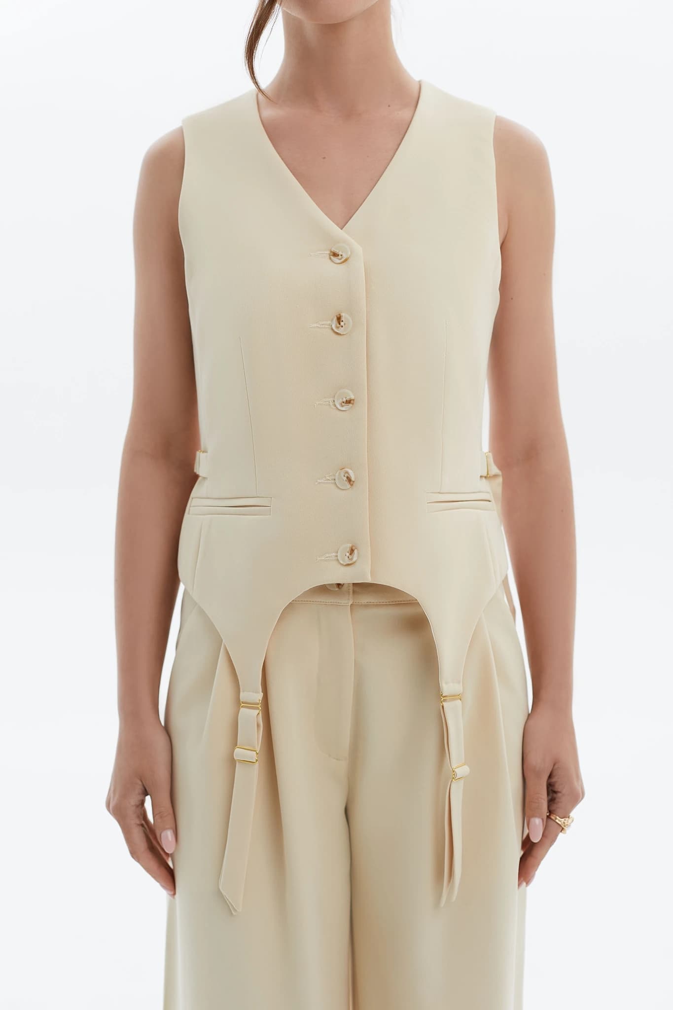 Vest REForm Butter 3