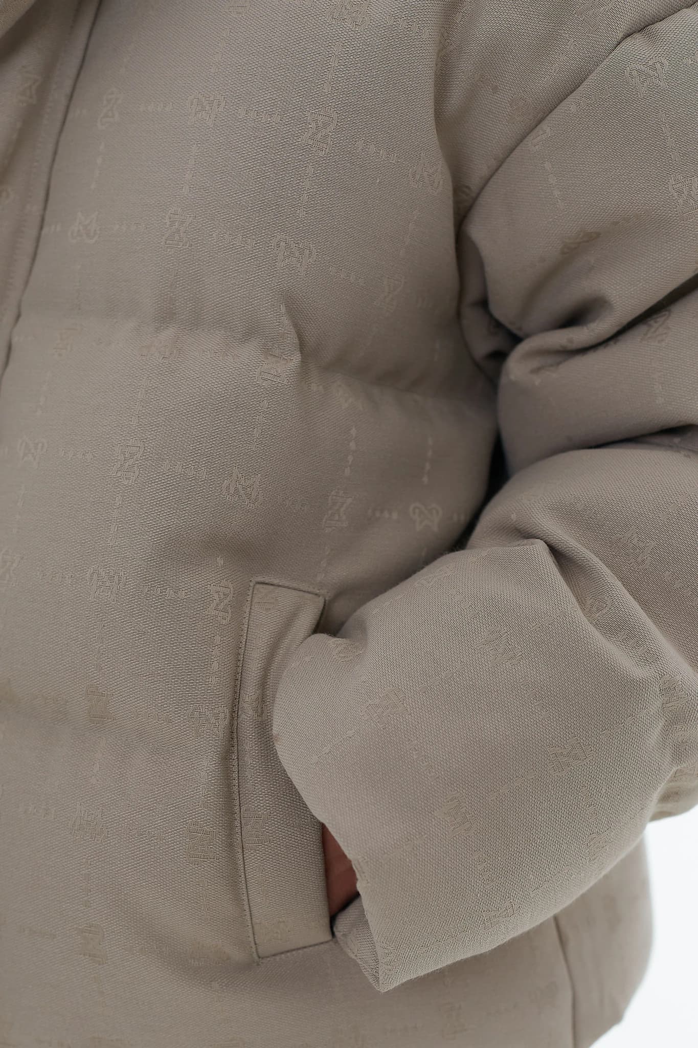Jacket Logo V3 Light Beige 6