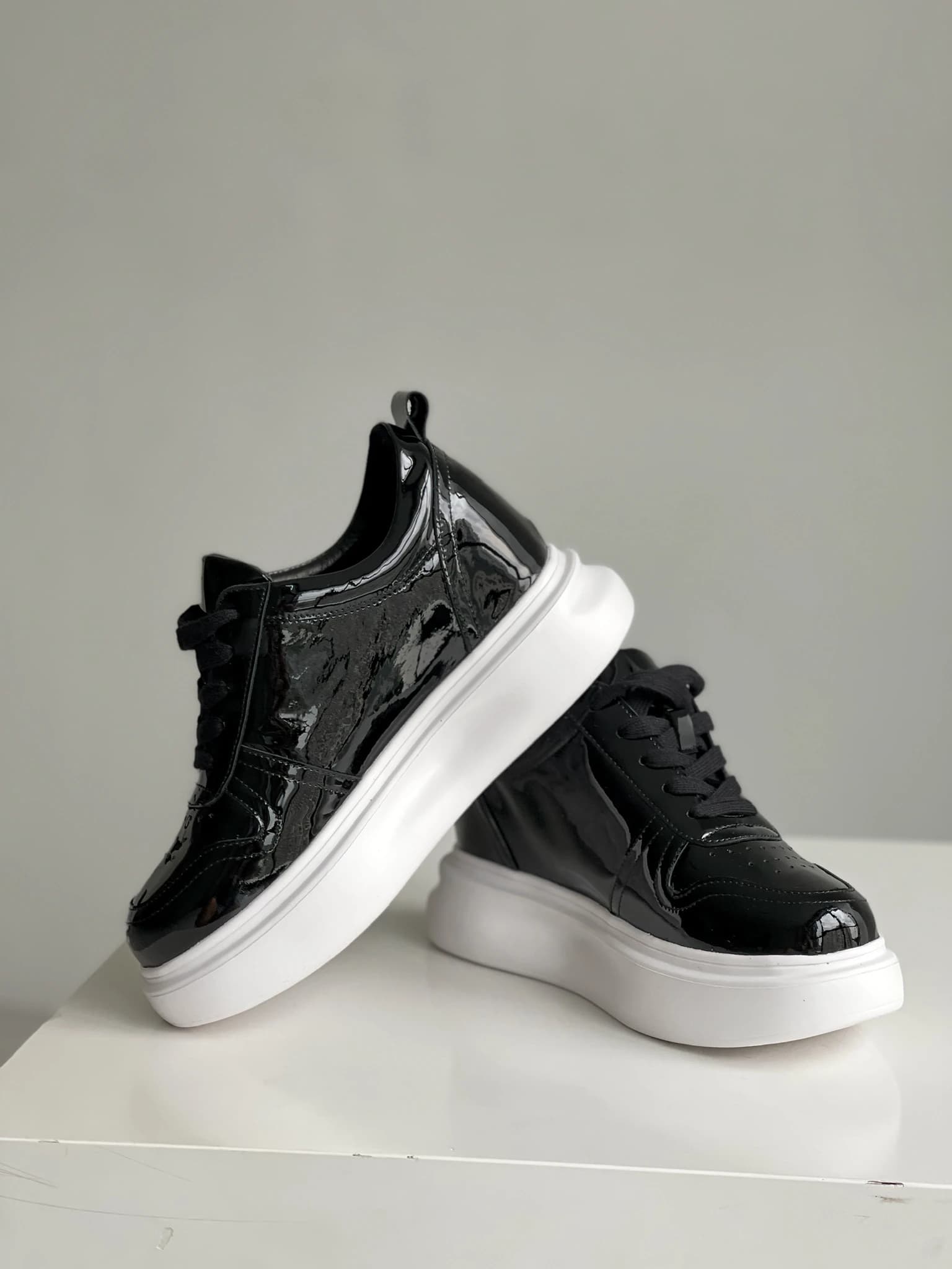 Sneakers MS Classic Black Lacquered 4